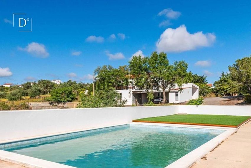 Moradia T3 em Santa Cruz, €495.000
