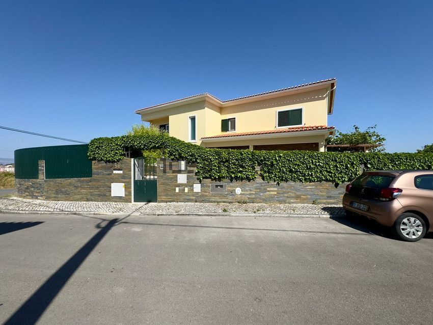 Moradia T6+ à venda em Pontinha e Famões, Odivelas — foto 2