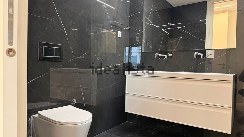 Apartamento T2 à venda em Lordelo do Ouro e Massarelos, Porto — foto 27