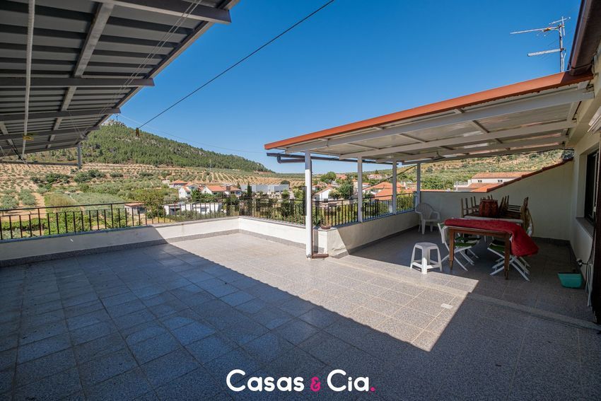 Moradia T4 à venda em Vilas Boas e Vilarinho das Azenhas, Vila Flor — foto 5