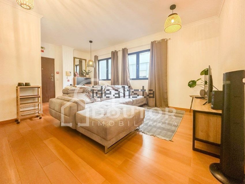Apartamento T2 à venda em Funchal (Sé), €375.000