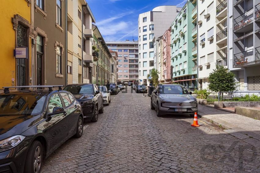 Apartamento T3 à venda em Lordelo do Ouro e Massarelos, Porto — foto 34