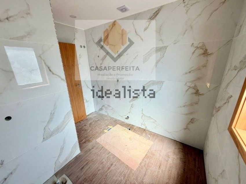 Apartamento T2 à venda em Nogueira da Regedoura, Santa Maria da Feira — foto 16