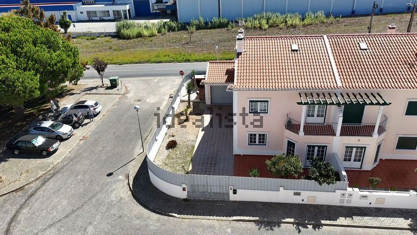 Moradia T4 à venda em A dos Cunhados, €465.000