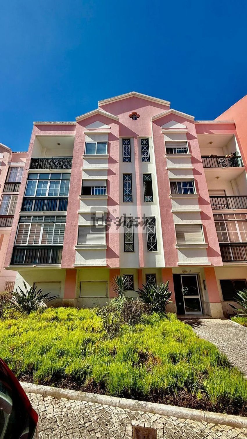 Apartamento T2 em Barcarena, €359.500
