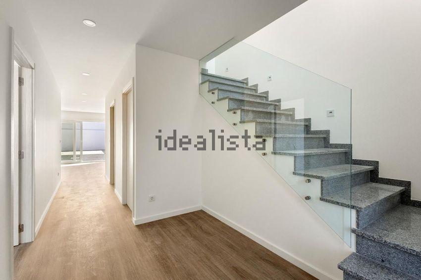 Moradia T4 em Atouguia da Baleia, €435.000