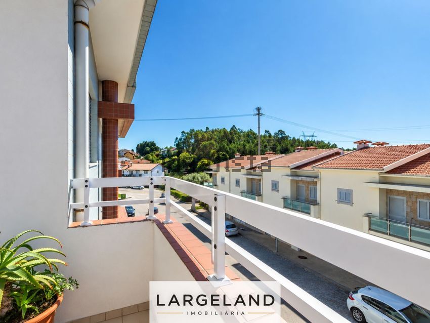 Apartamento T3 à venda em Milheirós de Poiares, Santa Maria da Feira — foto 4