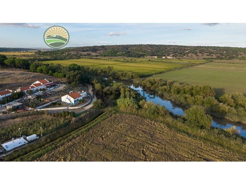 Moradia T4 em Alcácer do Sal (Santiago), €280.000