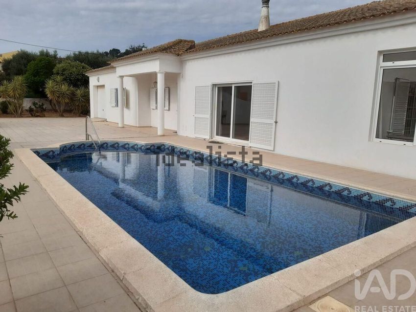 Moradia T4 à venda em São Bartolomeu de Messines, €585.000