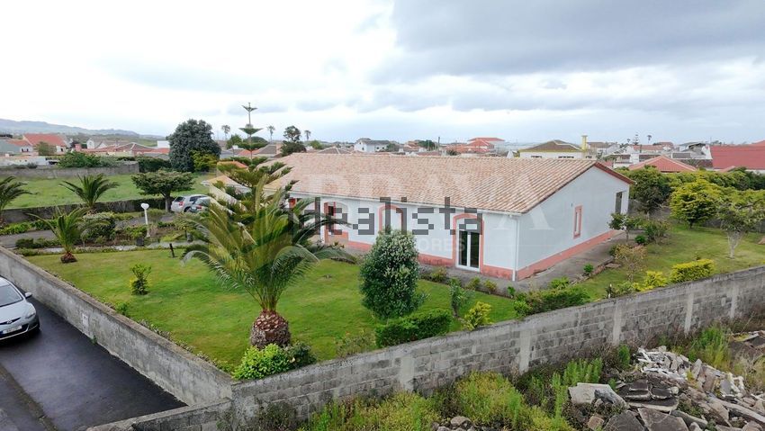 Moradia T3 à venda em Lajes, Praia da Vitória — foto 2