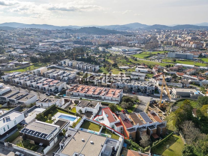 Moradia T4 à venda em Nogueiró e Tenões, Braga — foto 35