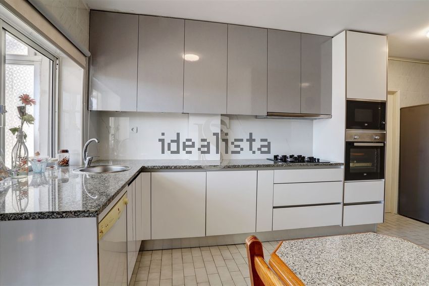 Apartamento T3 em Aver-o-Mar, €289.000