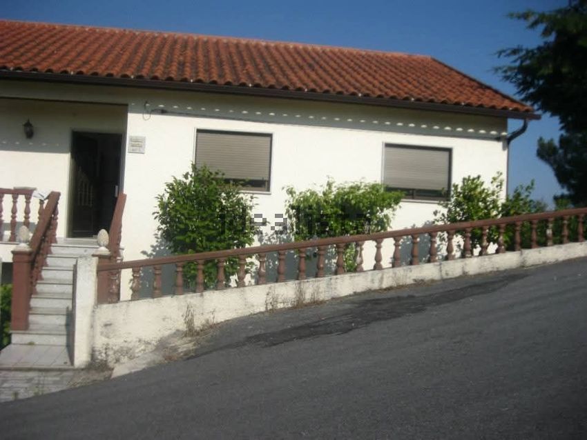 Moradia T2 à venda em Aguiar da Beira e Coruche, Aguiar da Beira — foto 3