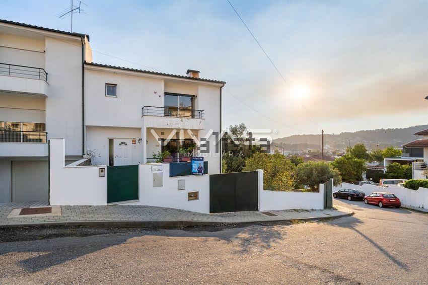 Moradia T3 em Vila Verde e Barbudo, €349.900