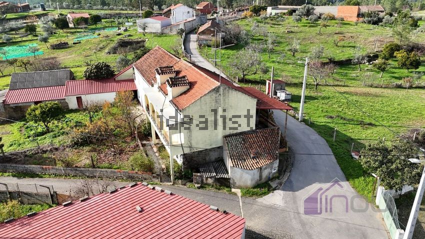 Moradia T5 à venda em Santo André das Tojeiras, Castelo Branco — foto 2
