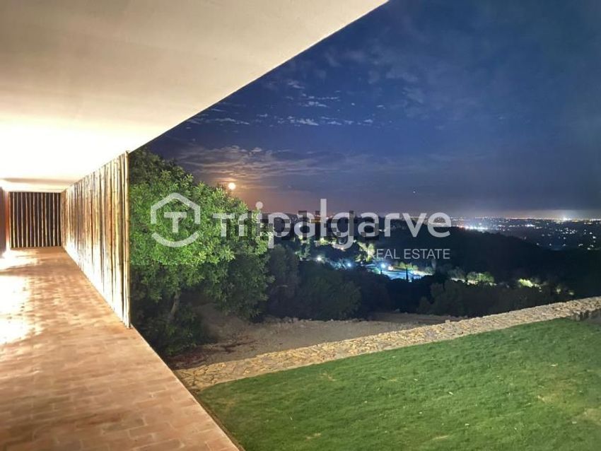 Moradia T4 à venda em Santa Bárbara de Nexe, Faro — foto 28
