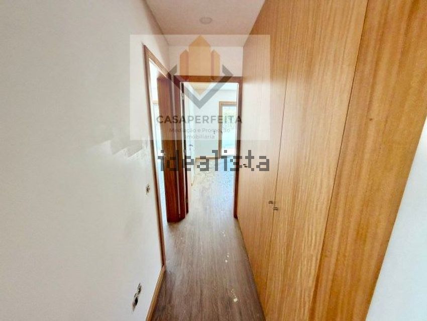 Apartamento T2 à venda em Nogueira da Regedoura, Santa Maria da Feira — foto 6