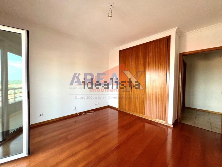 Apartamento T3 à venda em Oliveira de Azeméis, Santiago de Riba-Ul, Ul, Macinhata da Seixa e Madail, Oliveira de Azeméis — foto 13