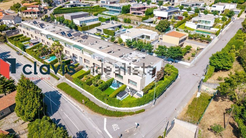 Moradia T3 em Mesão Frio, €385.000