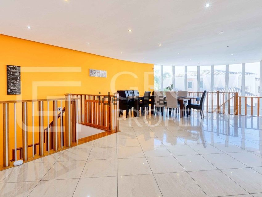 Moradia T6+ à venda em Albufeira e Olhos de Água, Albufeira — foto 8