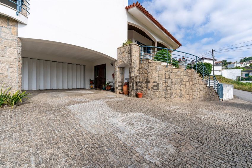 Moradia T3 à venda em Oliveira de Azeméis, Santiago de Riba-Ul, Ul, Macinhata da Seixa e Madail, Oliveira de Azeméis — foto 6