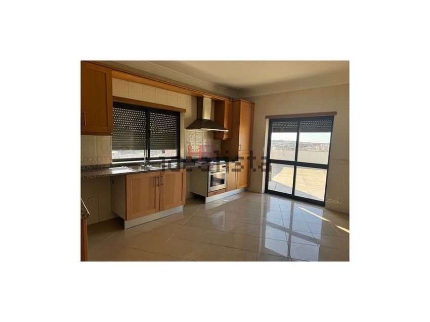 Apartamento T3 à venda em Santo António dos Olivais, Coimbra — foto 7