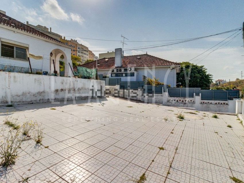 Moradia T5 à venda em Ramada e Caneças, Odivelas — foto 2