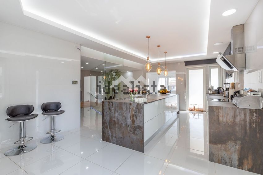 Moradia T5 em Ermesinde, €680.000