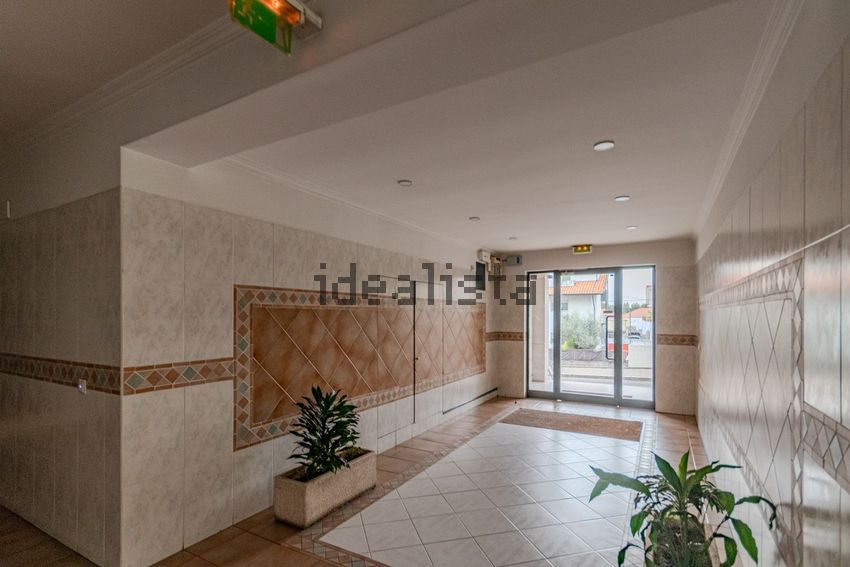 Apartamento T1 em Águas Santas, €237.000