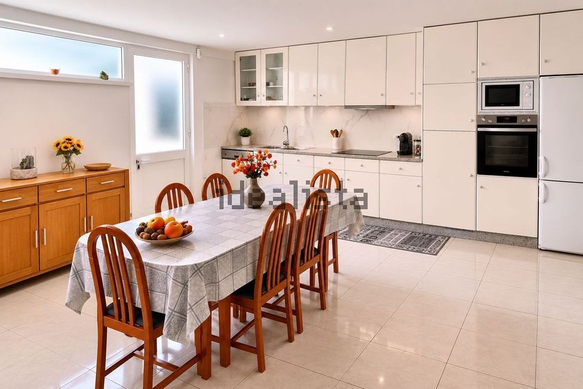 Moradia T4 em Arcozelo, €475.000
