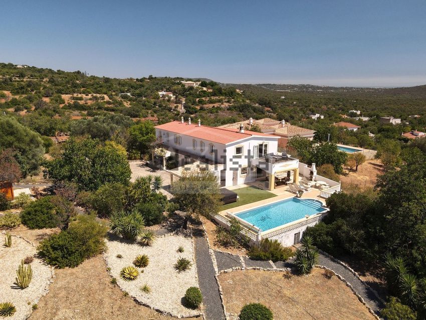 Moradia T4 em Loulé (São Sebastião), €925.000