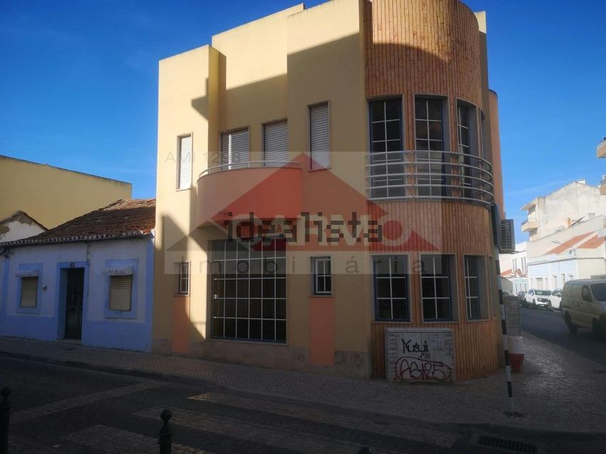 Moradia T2 em Montijo e Afonsoeiro, €430.000
