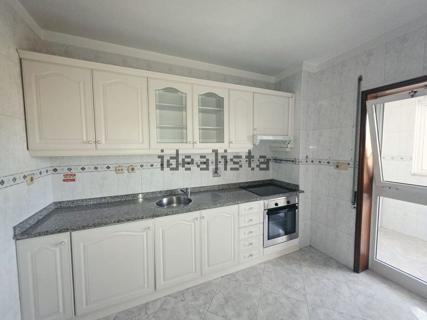 Apartamento T2 à venda em Castêlo da Maia, Maia — foto 16