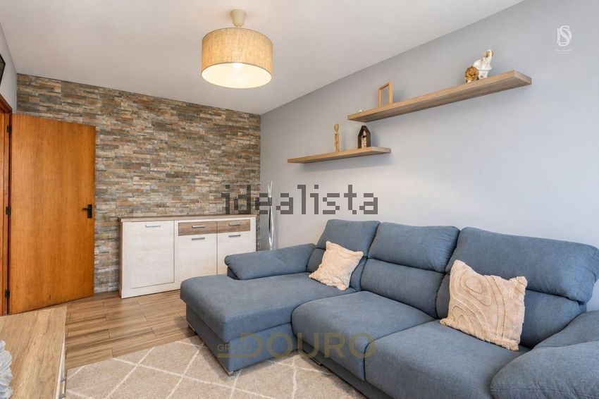 Apartamento T2 em Vilar de Andorinho, €234.900