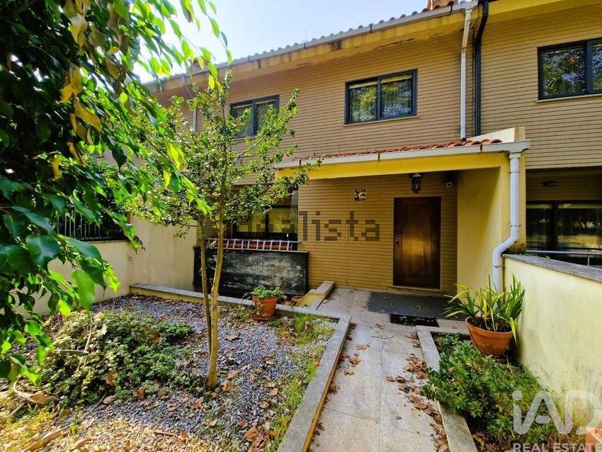 Moradia T5 em Senhora da Hora, €810.000