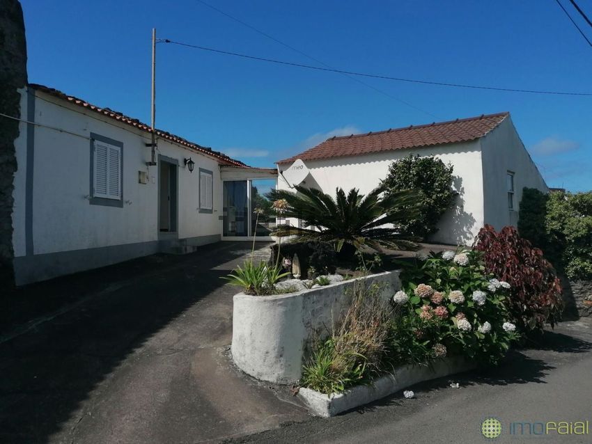 Moradia T2 à venda em Cedros, Horta — foto 2