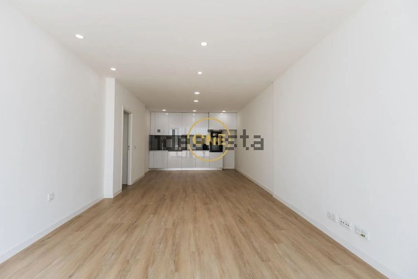 Apartamento T2 à venda em Vila Nova de Famalicão e Calendário, Vila Nova de Famalicão — foto 3