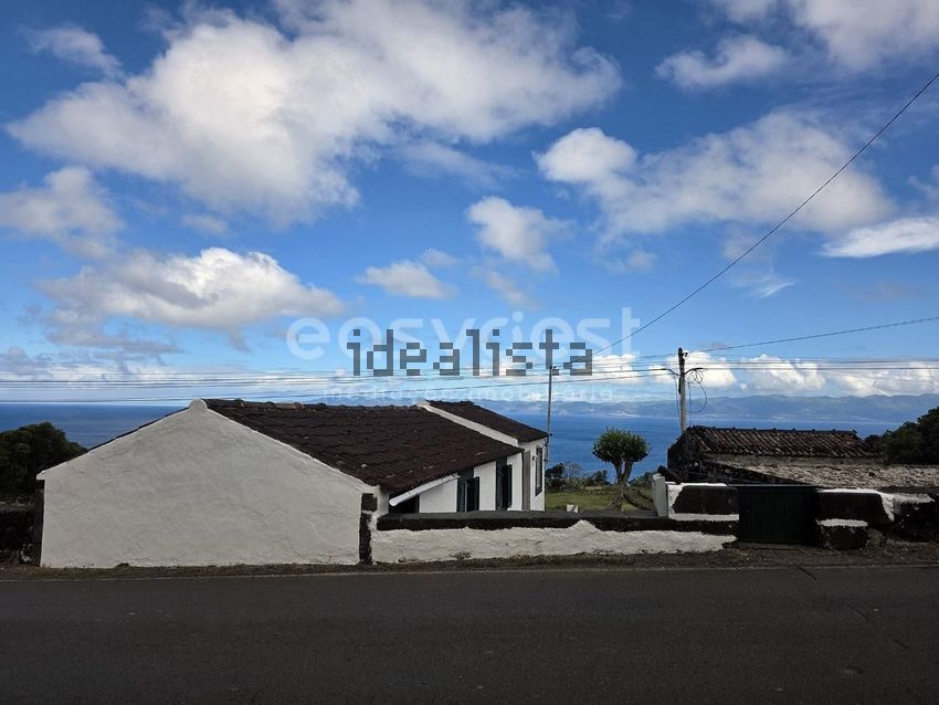 Moradia T2 em São Roque do Pico, €140.000