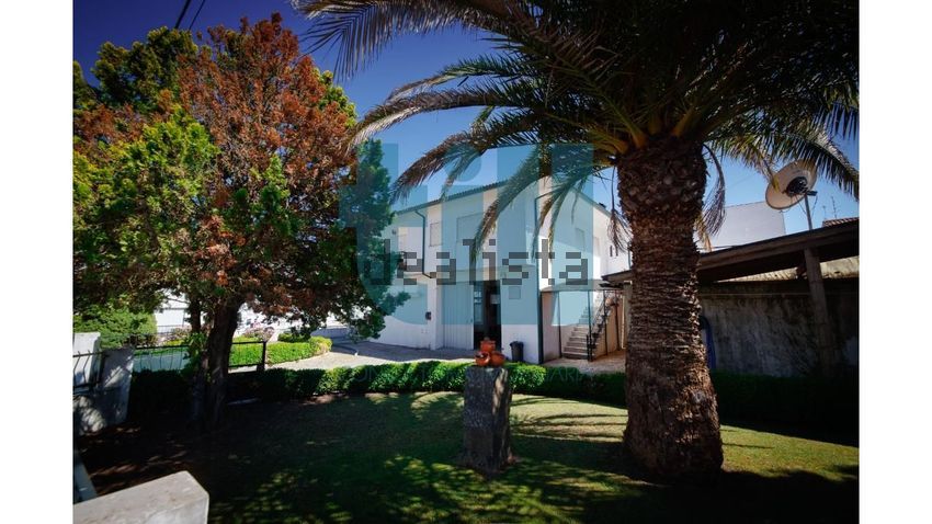 Moradia T4 em Vila Pouca de Aguiar, €430.000