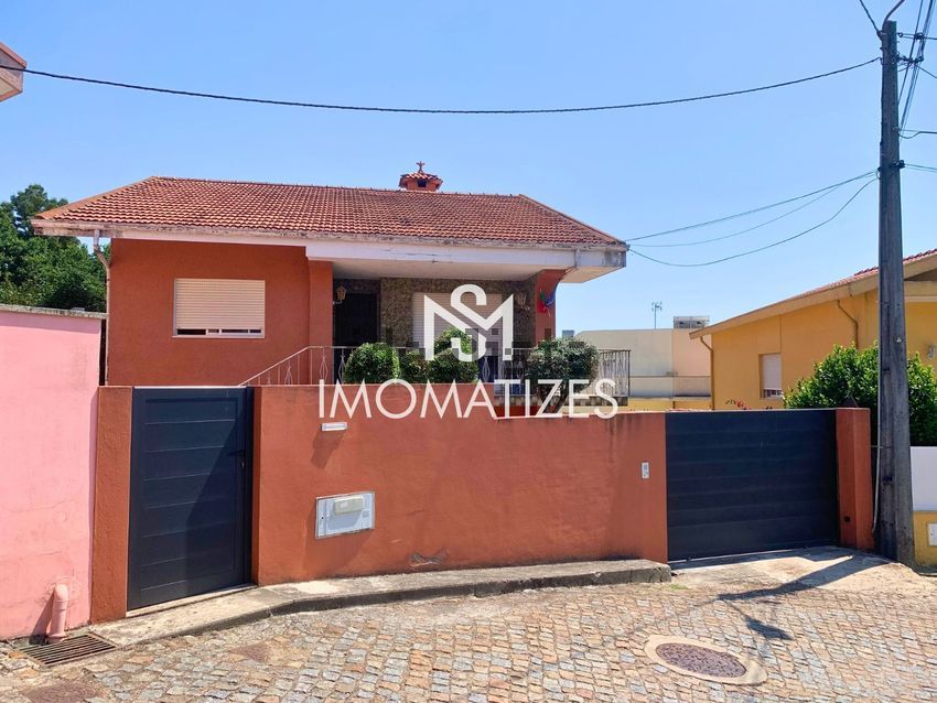 Moradia T4 à venda em Coronado (São Romão e São Mamede), Trofa — foto 2