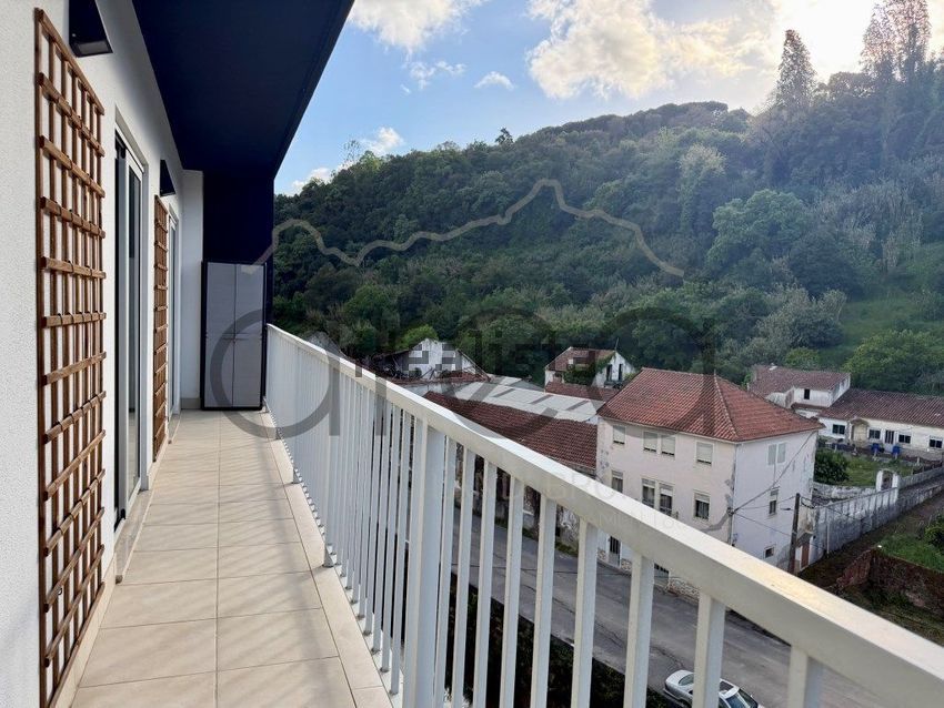 Apartamento T3 à venda em Alcobaça e Vestiaria, Alcobaça — foto 2