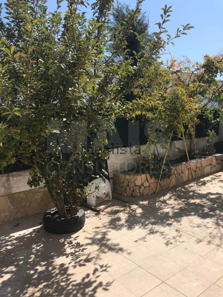 Moradia T1 em Charneca de Caparica e Sobreda, €195.000