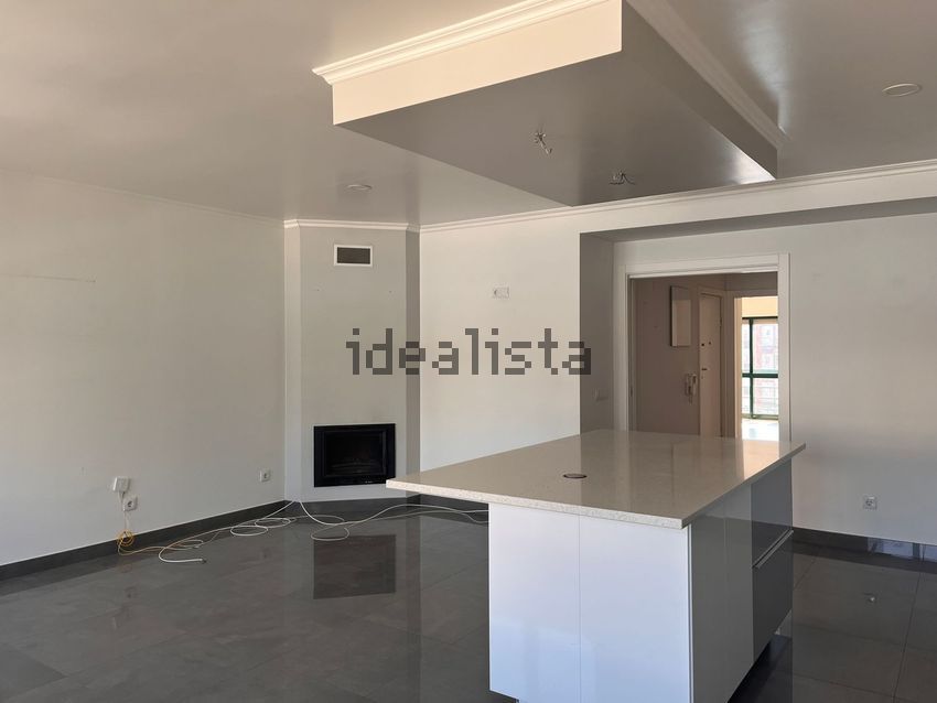 Apartamento T4 à venda em Venteira, Amadora — foto 7