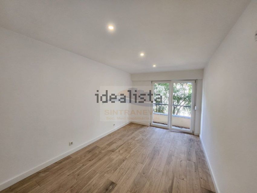 Apartamento T2 à venda em Mina de Água, Amadora — foto 13