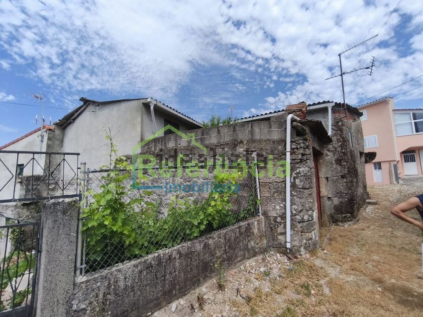 Moradia T2 em Vilela Seca, €37.000
