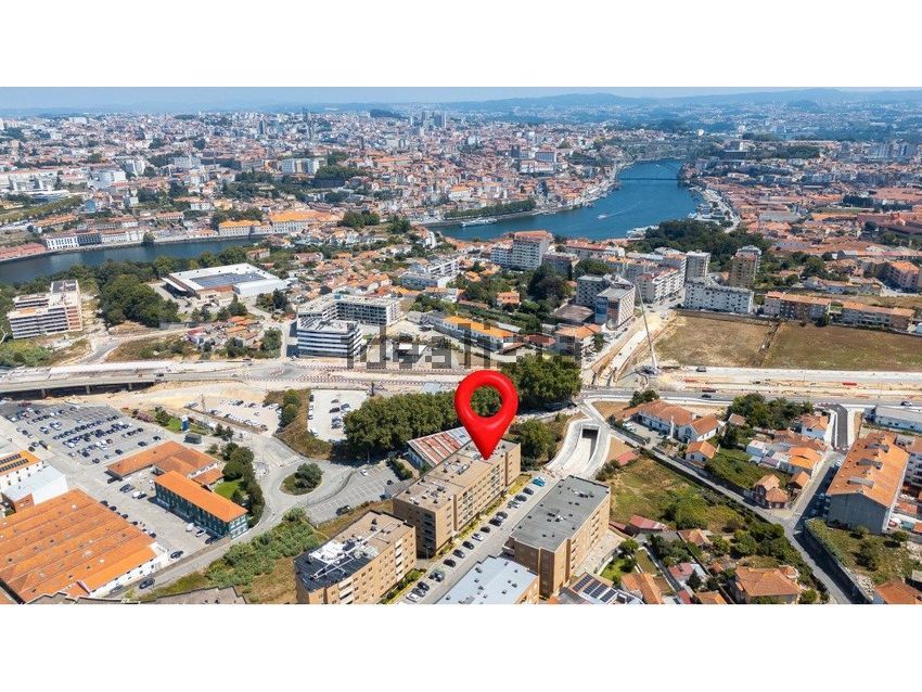 Apartamento T4 à venda em Santa Marinha, Vila Nova de Gaia — foto 8