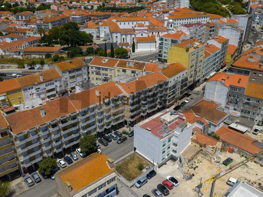 Apartamento T5 à venda em União de Freguesias da Cidade de Santarém, Santarém — foto 34