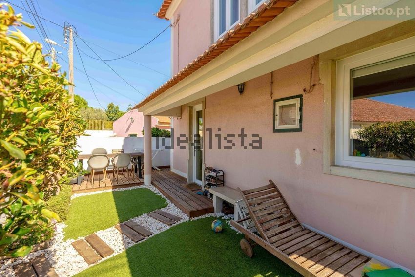 Moradia T3 em Sintra (Santa Maria e São Miguel, São Martinho e São Pedro de Penaferrim), €620.000