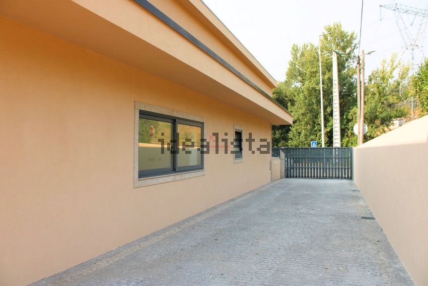 Moradia T3 à venda em Lordelo, Guimarães — foto 2