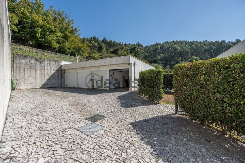 Apartamento T3 à venda em Morreira e Trandeiras, Braga — foto 19